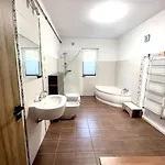 Wilkasy- Gizycko Przestronny Nad Jeziorem Tajty - 120 M2 Tylko Dla Ciebie דירה *